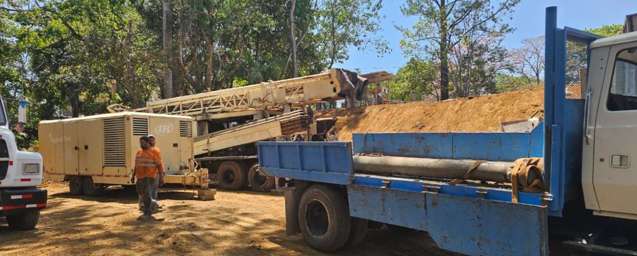 Municipalidad de Alajuela inicia perforación de pozo para alimentar el Tanque La Garita