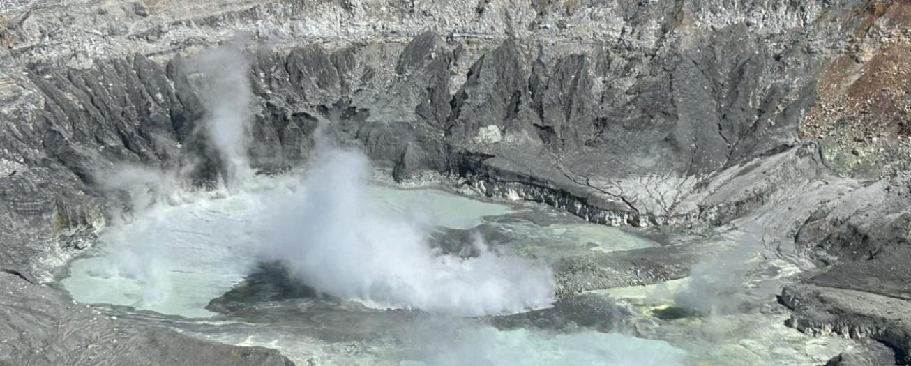 CNE mantiene vigilancia del Volcán Poás  