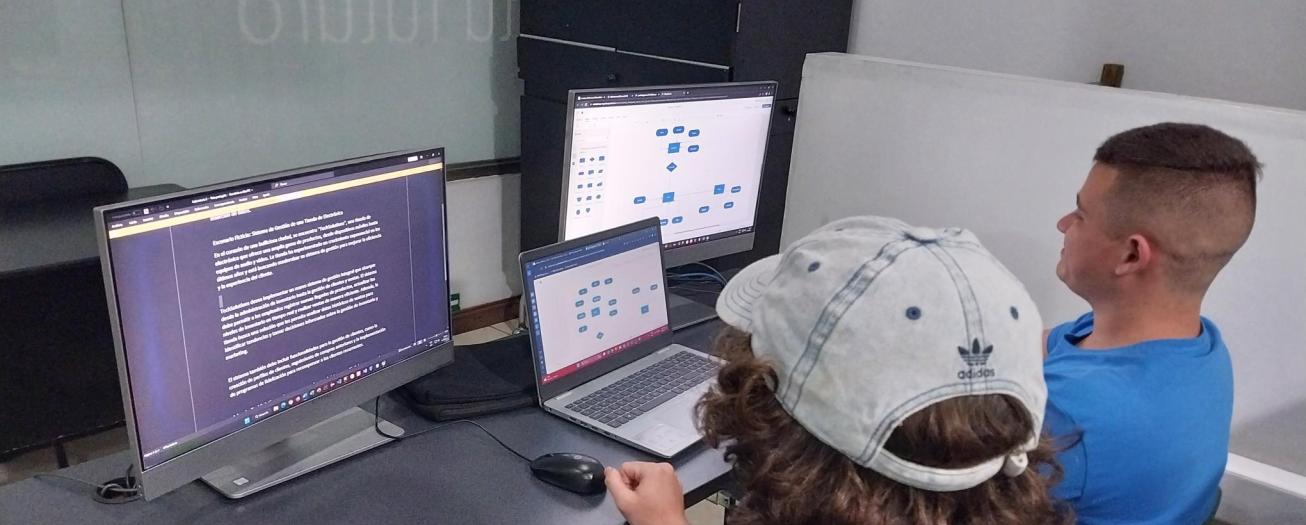 En la Ulatina el 97% de los graduados en Ingeniería de Sistemas logran emplearse 