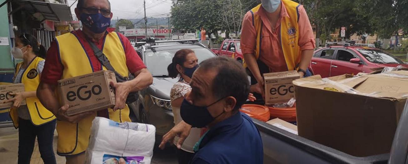 Ayudas griegas llegan a Turrialba, Matina y Guatuso