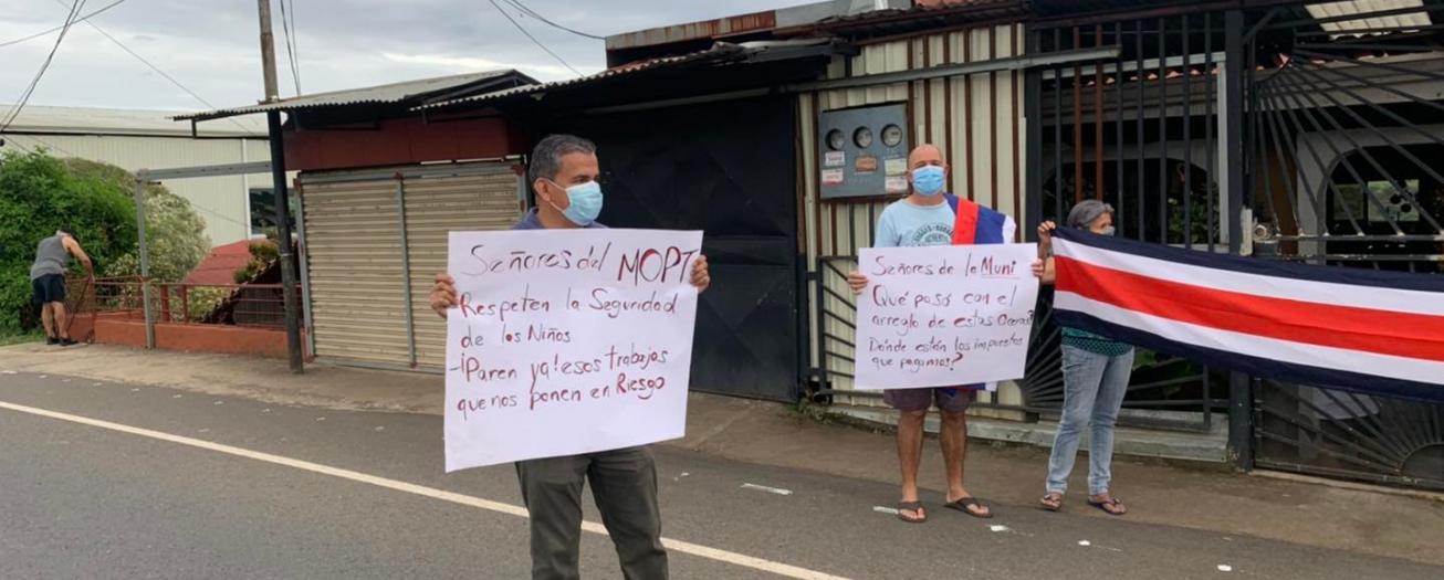 Vecinos de Peralta logran detener demarcación arbitraria, que beneficia a condominio El Canal 