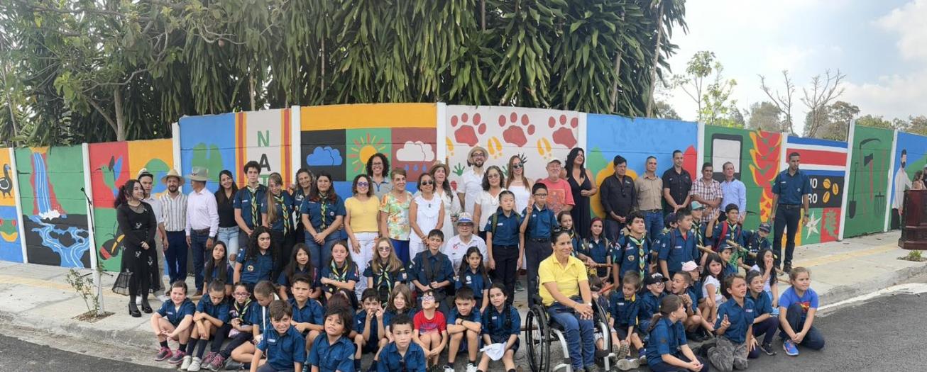 Sarchí inaugura el mural más extenso de Costa Rica 
