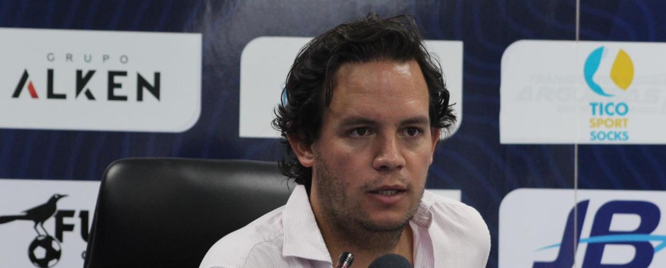 Mexicanos ya no son parte del Municipal Grecia