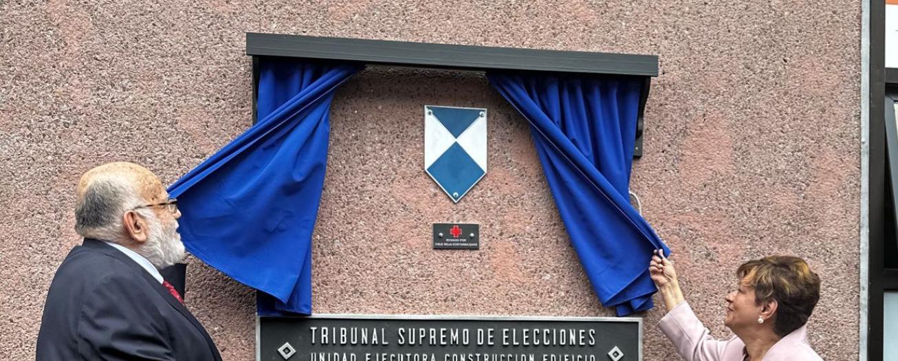 Escudo Azul resguarda edificio central del TSE