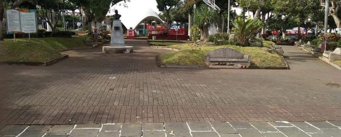 Municipalidad de Grecia reabre parque central 