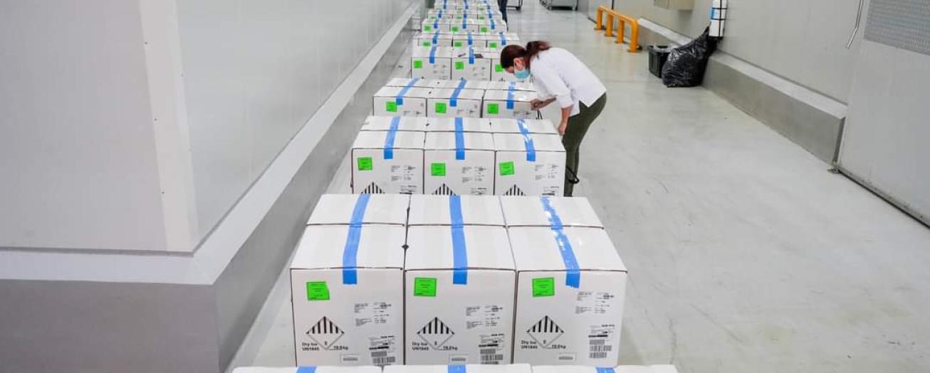 País recibe lote con más 450 mil dosis del mecanismo multilateral COVAX