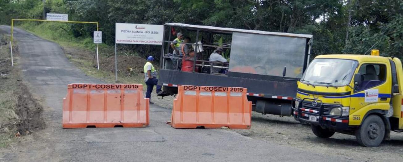 Municipalidad de San Ramón cierra por precaución vía alterna a Cambronero 