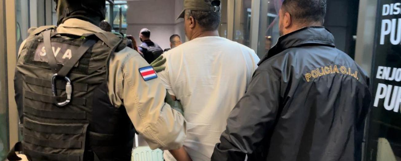 OIJ detuvo a hombre que fue deportado de Republica Dominicana y era requerido en nuestro país por Tráfico Internacional de Droga