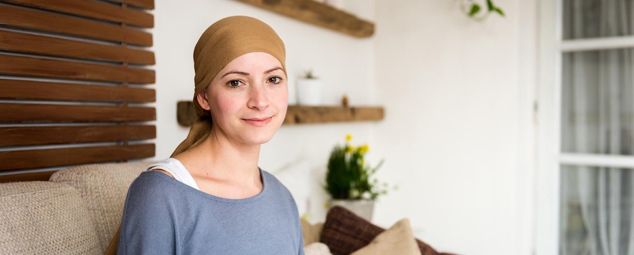 Más de 200 mil mujeres mueren al año por cáncer de ovario en el mundo 