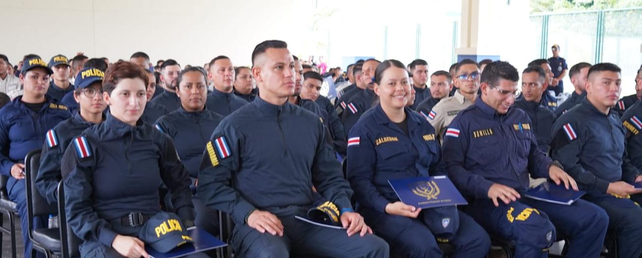 240 nuevos policías se unen a la lucha contra la inseguridad 