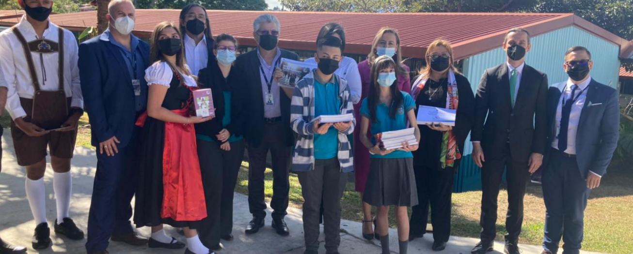Estudiantes recibirán alemán en Liceo de Poás de Alajuela
