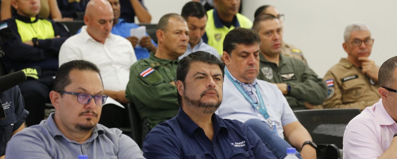 Ministro de Seguridad Pública urge a diputados aprobación de presupuesto extraordinario