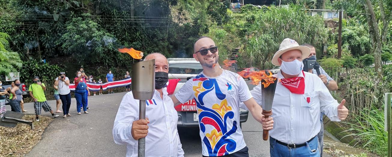 MEP confirma presencialidad en celebraciones patrias