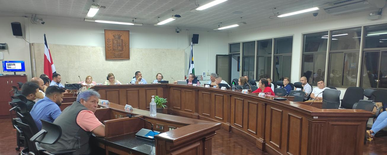 Auditoria advierte a Concejo Municipal sobre creación de nuevas plazas por servicios especiales