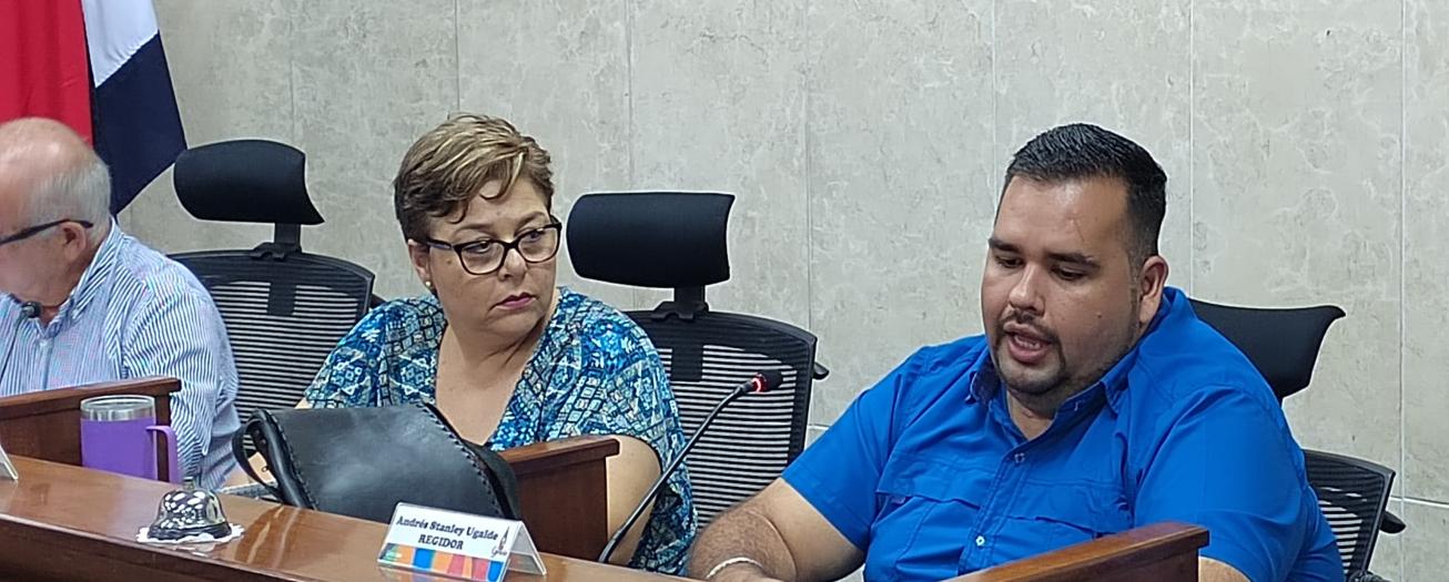 Presidente municipal revela investigación contra auditor por fiesta del sindicato de profesionales