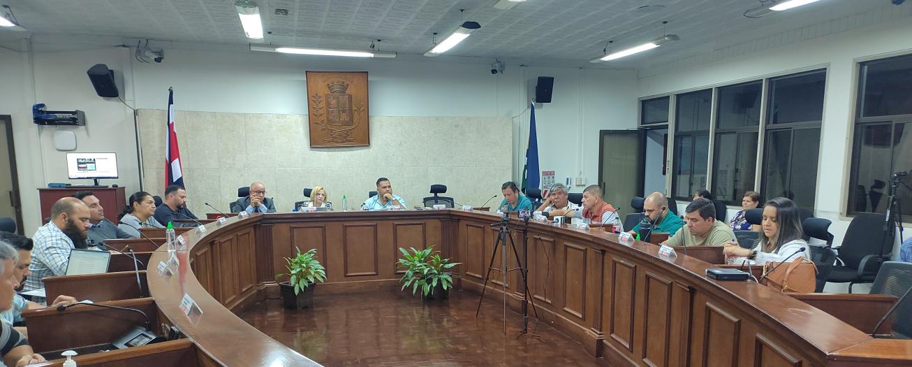 Concejo Municipal se despide con polémicos acuerdos