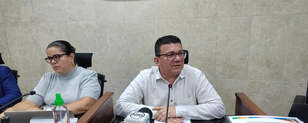 Presidente municipal conforma las comisiones permanentes