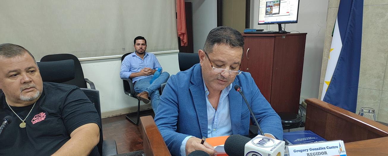Concejo Municipal inicia llamando a cuentas a Comité de Deportes