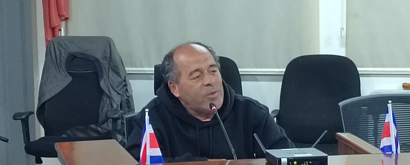 Nuevo Comité de Deportes evaluará realización de Juegos Comunales en el 2025