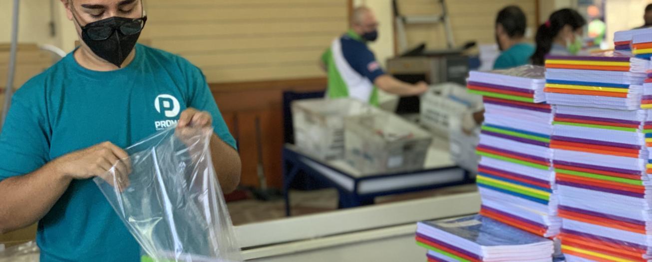 198 mil estudiantes regresan a clases  con nuevo paquete de útiles 