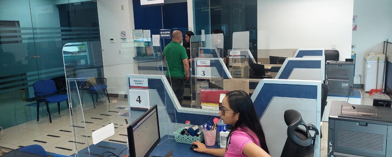 Adquiera certificaciones digitales en portal web