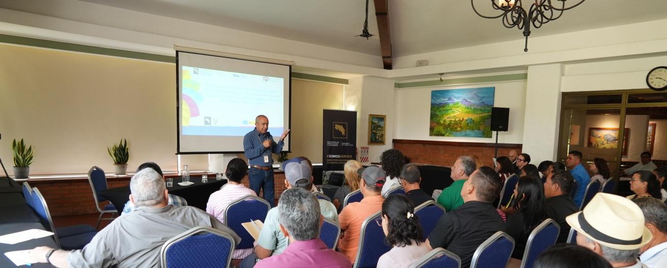Proyecto de cooperación triangular “Escuelas de campo” impulsará agricultura sostenible en Costa Rica y El Salvador con España