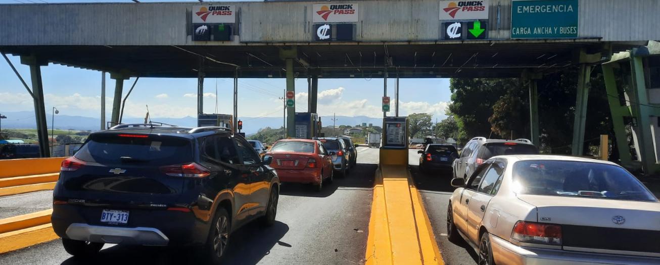 Alta devaluación del dólar provoca ajuste en tasas de peaje