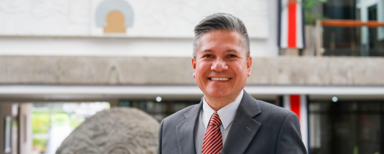 Gobierno nombra Comisionado  de Inclusión Social