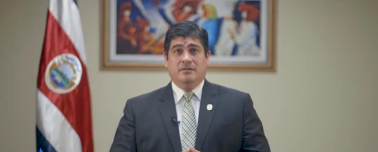 Presidente veta ley sobre marchamo 