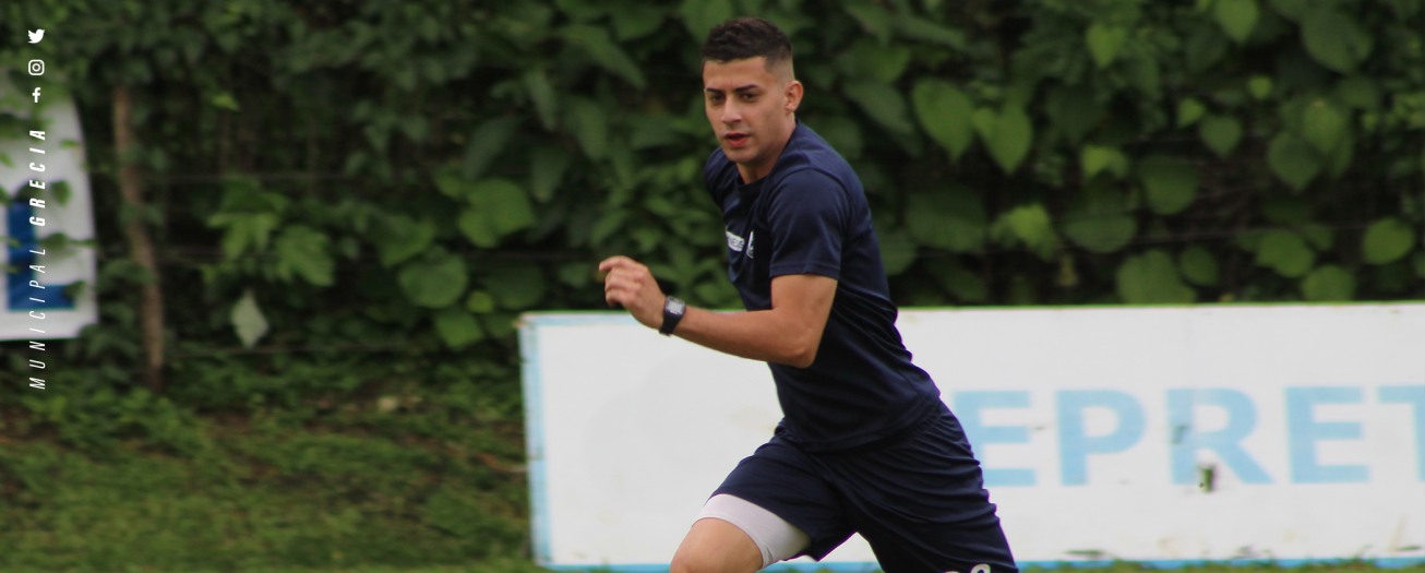 Grecia ficha un nuevo delantero