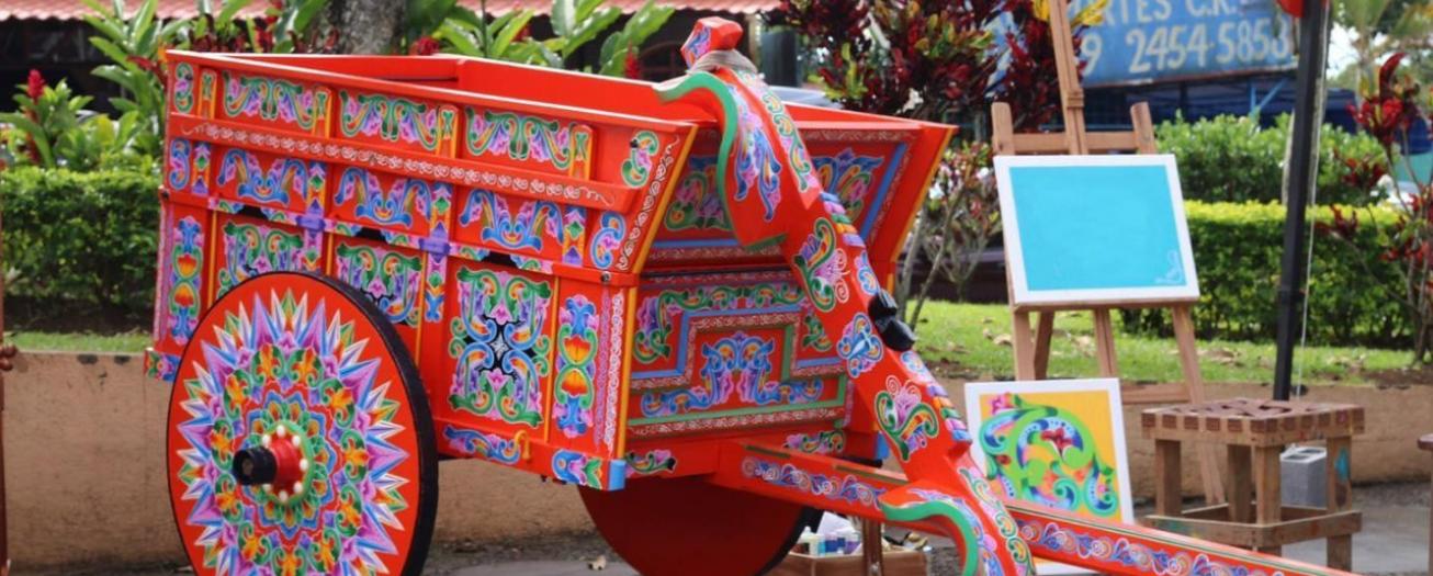 Más de 100 artesanos y emprendedores le esperan en el Campo Ferial de Sarchí a partir de este viernes