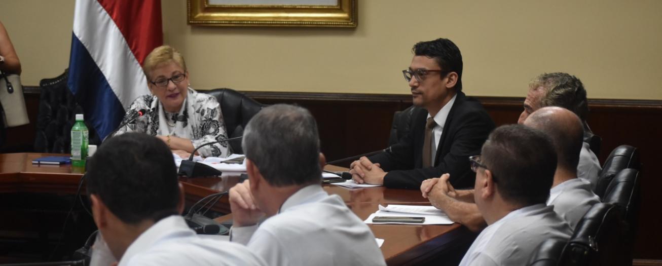 Comisión de Enlace acuerda mantener la base del  FEES 2022 para el 2023