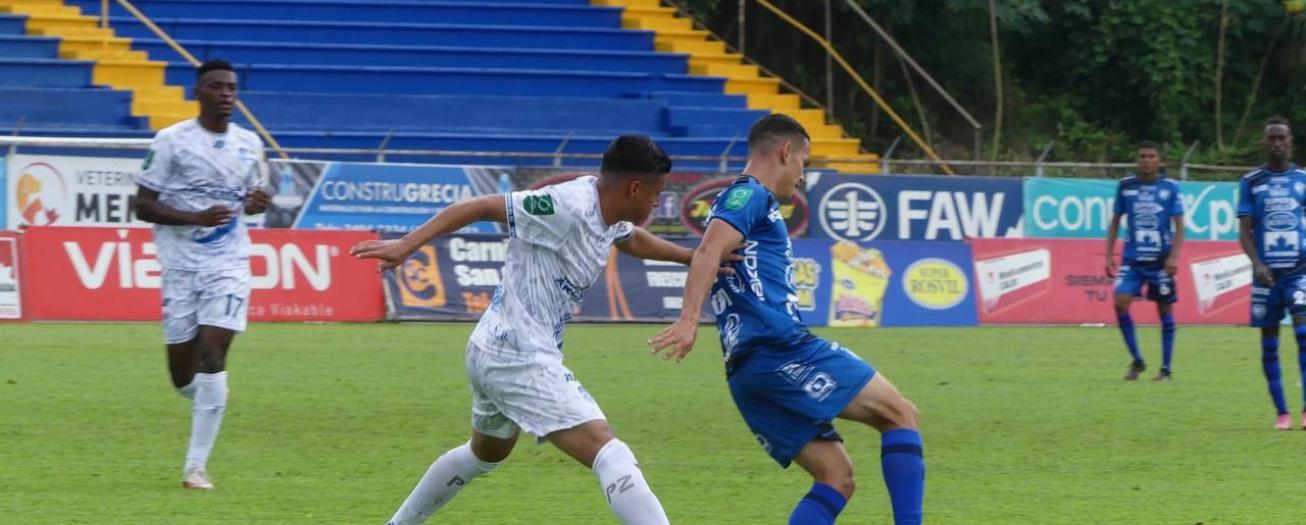 Grecia vuelve a defraudar en casa  y se acerca a los últimos lugares