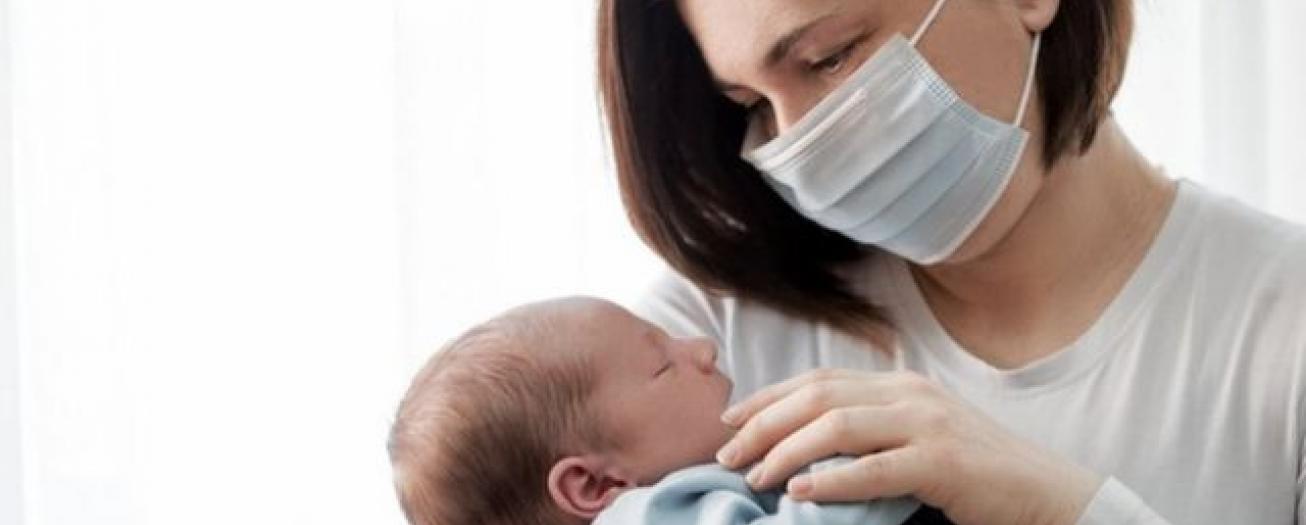 Comisión de Vacunación reafirma importancia de inmunización contra COVID-19 en mujeres en periodo de lactancia materna