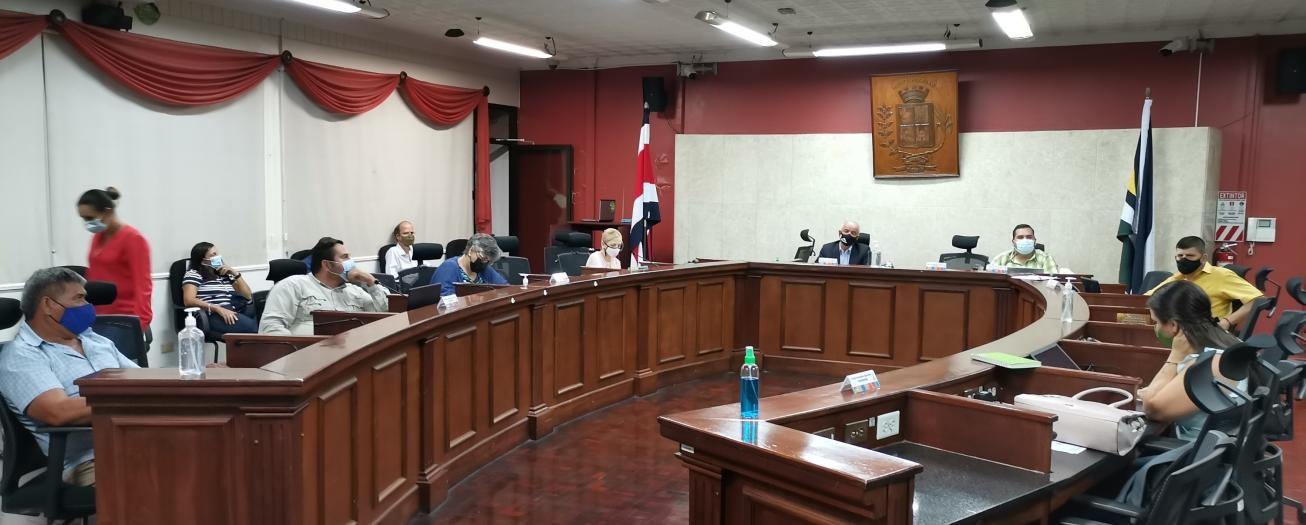 Cuatro regidores aprueban presupuesto municipal 2022 por ¢ 7.250.115.025,20