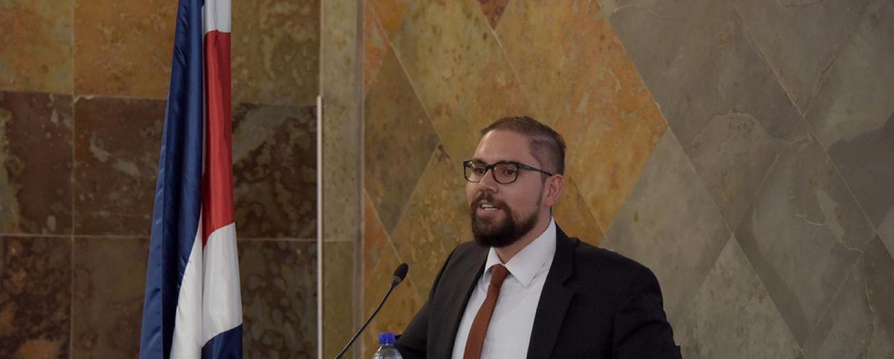 Griego renuncia como viceministro de Comercio Exterior