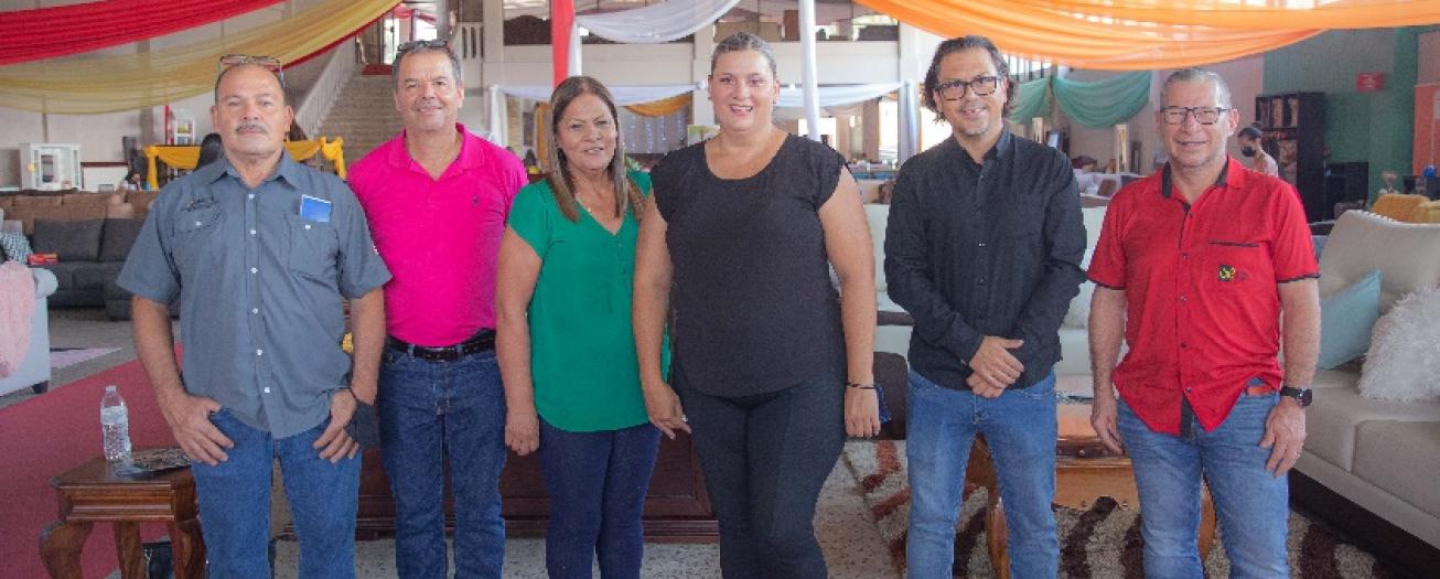 Asociación de Artesanos, Muebleros y Pintores de Palmares sueña con un local propio y el fortalecimiento de su identidad  