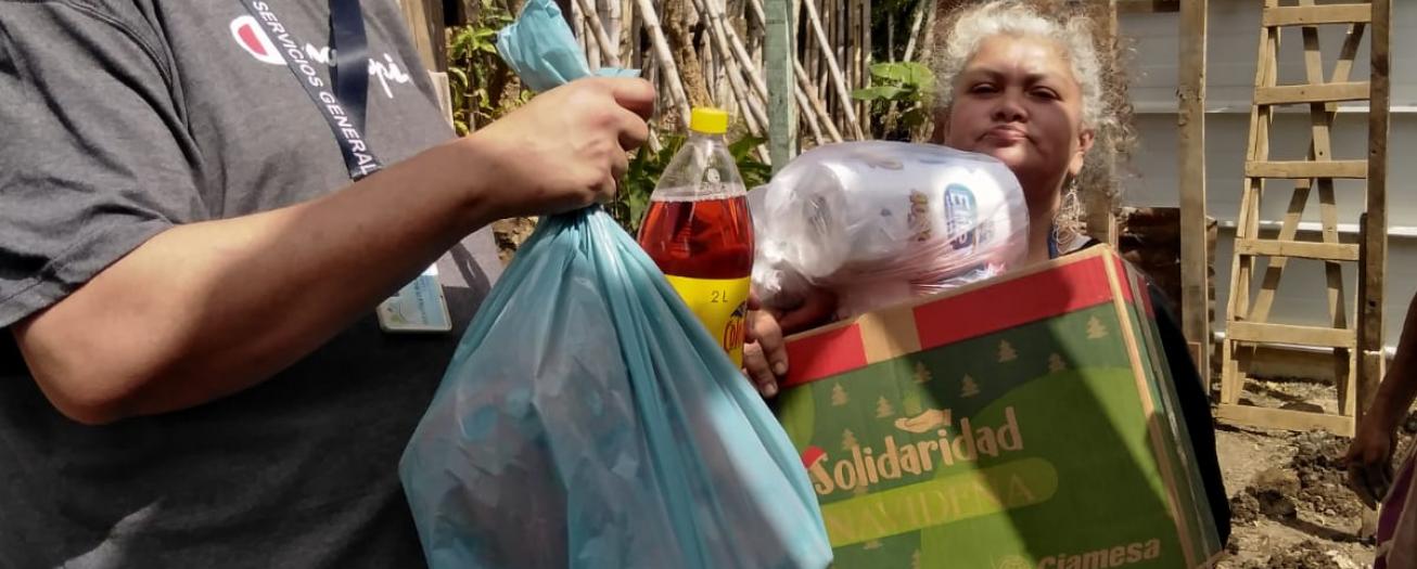 Solidaridad de instituciones llevó alegría navideña a comunidad Los Huevitos de Alajuela