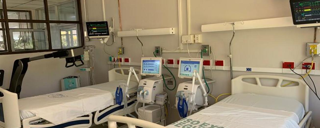 Variante Ómicron podría generar demanda de servicios de salud sin precedentes