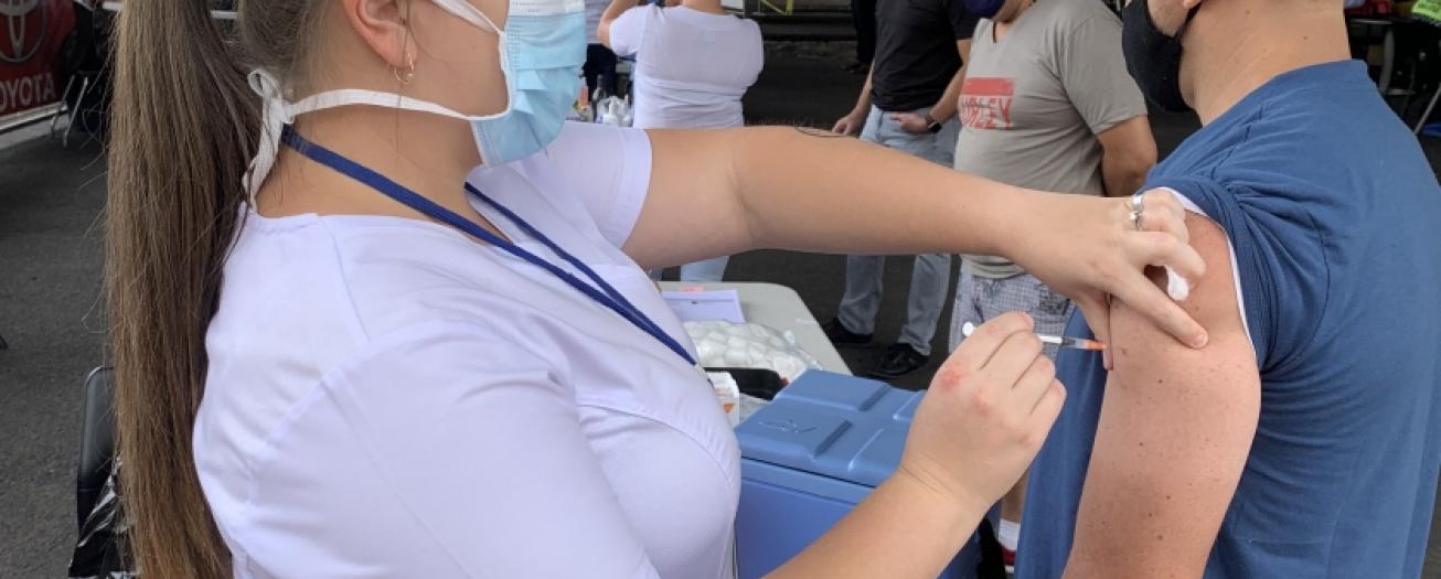 CCSS registra aplicación de 2 150 520 dosis de vacunas contra covid-19