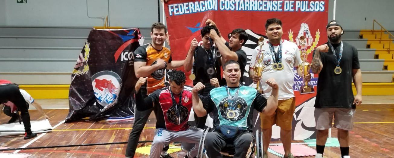 Atleta paralímpico de Grecia logra el pase al mundial de pulsos en Kazajistán 