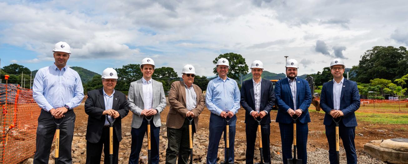 Nelipak inicia la construcción en Green Valley en Grecia