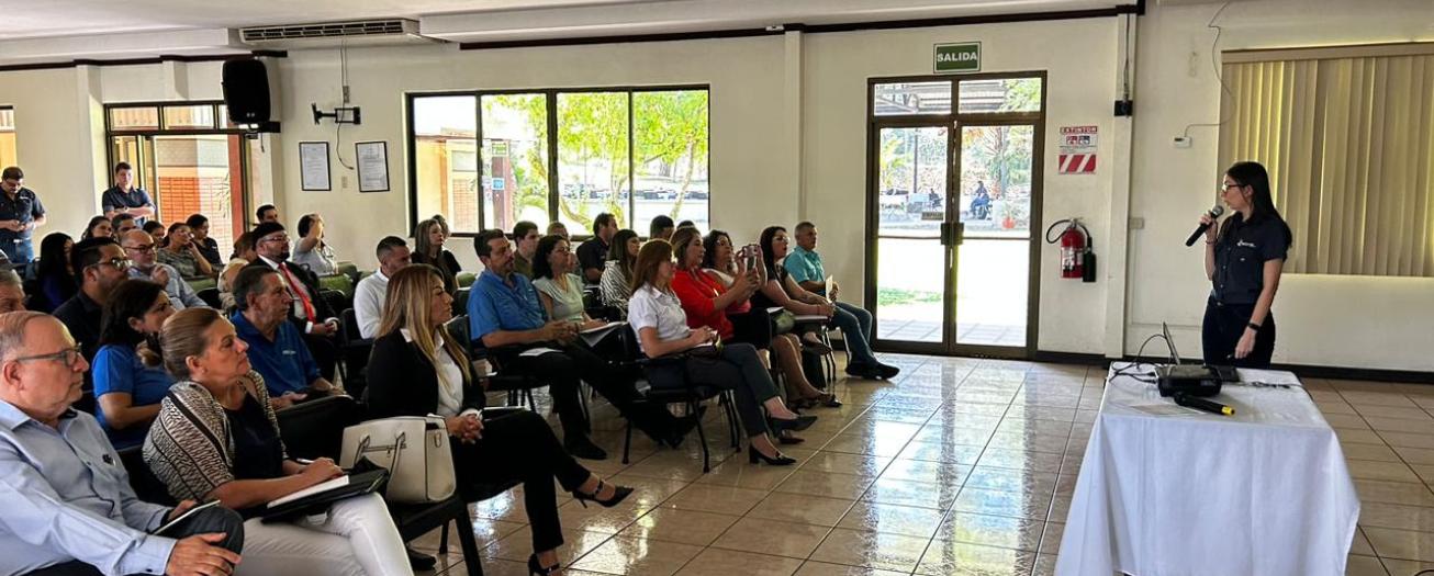 PROCOMER lleva información de servicios y apoyo a empresas de la región de Occidente