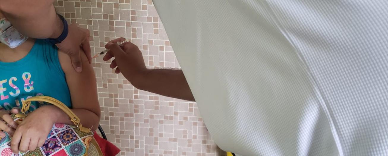 CCSS aplicará segunda dosis a niños vacunados en el extranjero