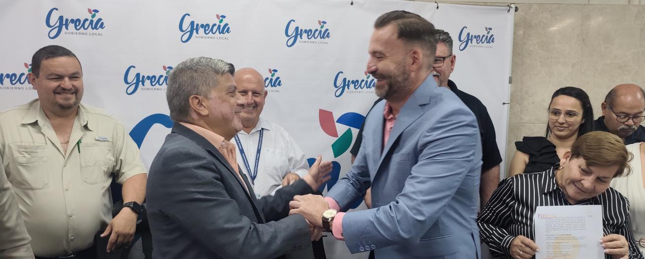 CONAPE firma convenio con FEDOMA para acercar sus servicios de financiamiento educativo a la Zona de Occidente