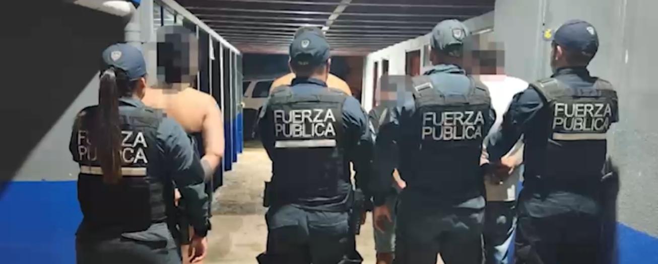 Fuerza Pública aprehende a cuatro personas y decomisa droga tras persecución