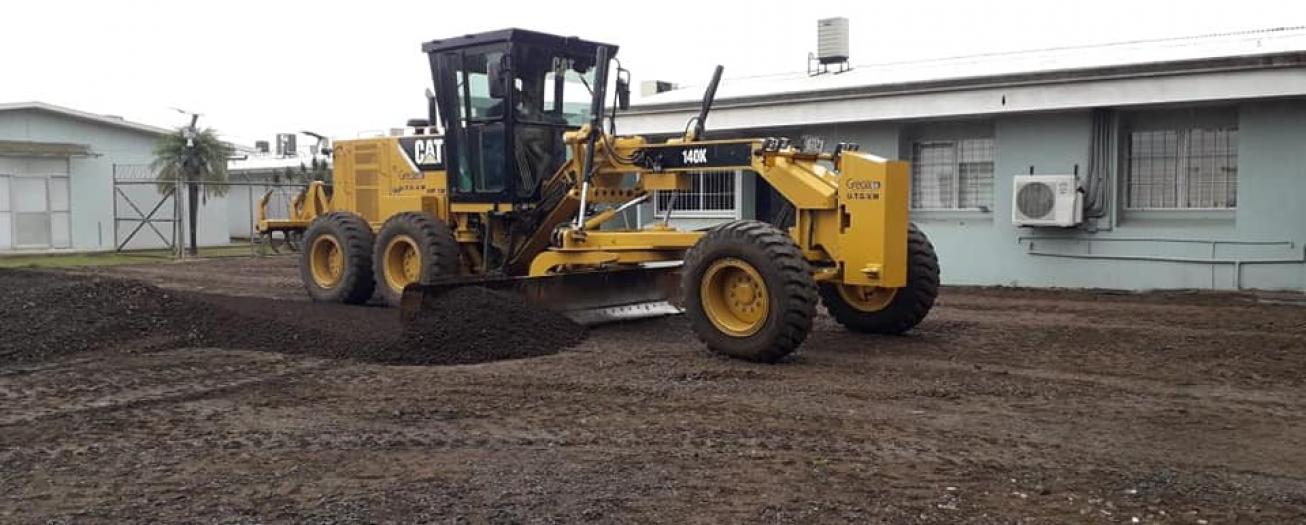 Hasta la batería de la niveladora municipal se roban