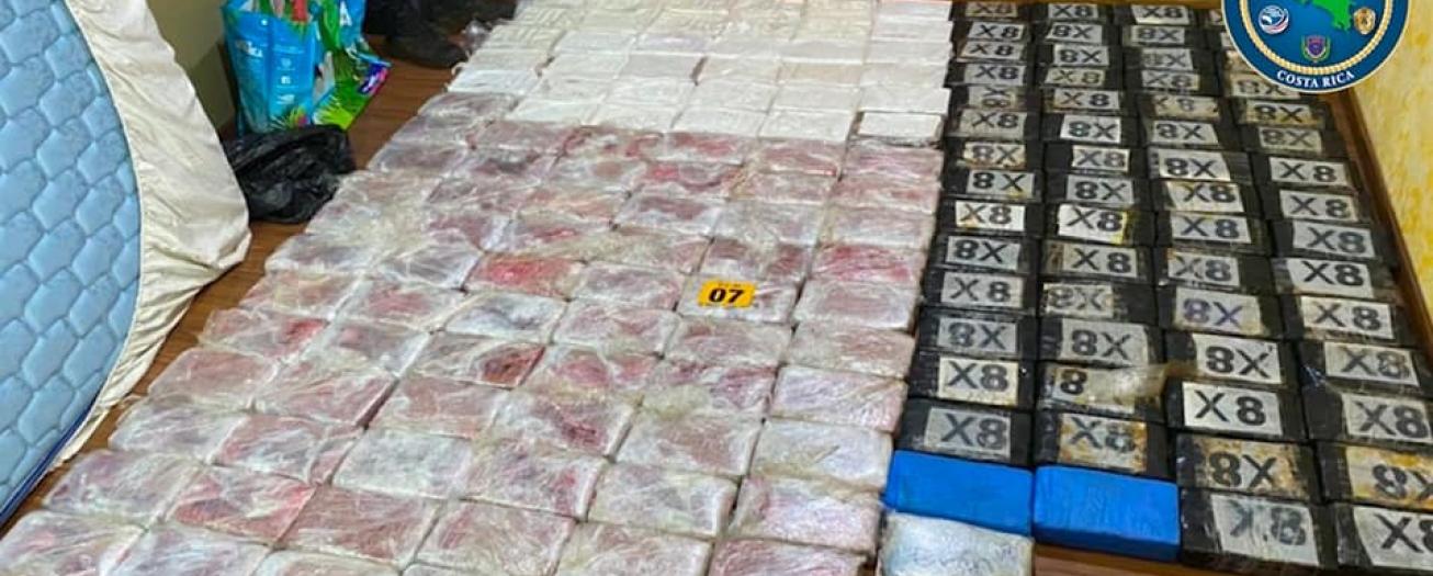 Mujer pasará tres meses en prisión preventiva como sospechosa de almacenar 811 paquetes de cocaína