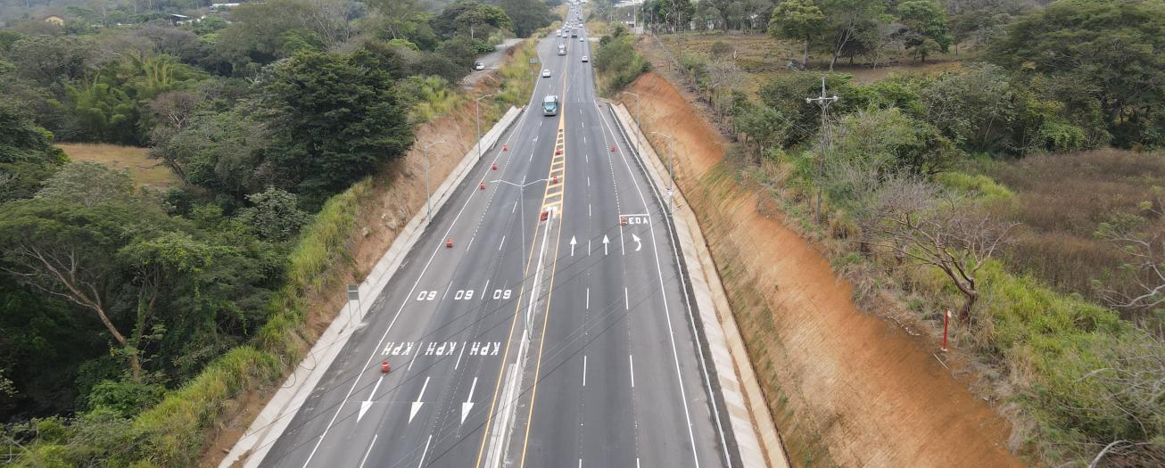 Primeras Obras en Ruta Uno en funcionamiento