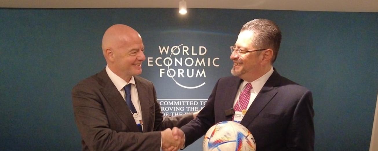 Presidente Rodrigo Chaves inicia su participación en el Foro Económico Mundial